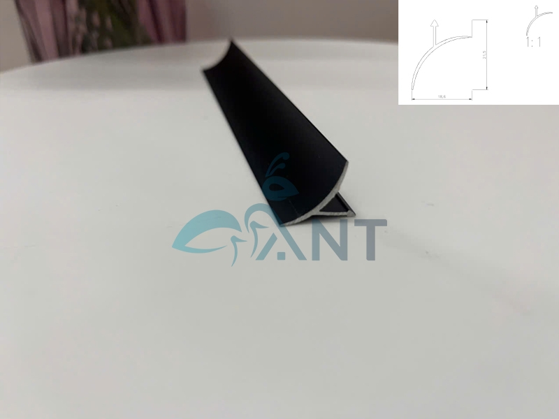 Nẹp nhôm góc trong MC20 7 Nẹp nhôm góc trong MC20 màu đen