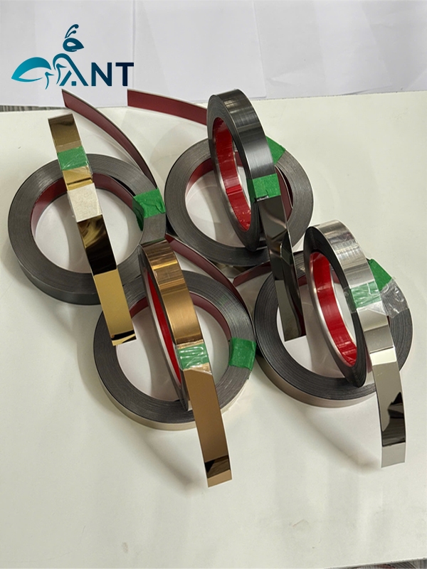 La cuộn inox có sẵn keo