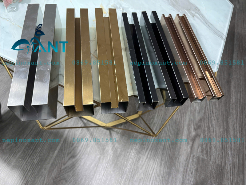 tay-vin-inox-cau-thang-kinh