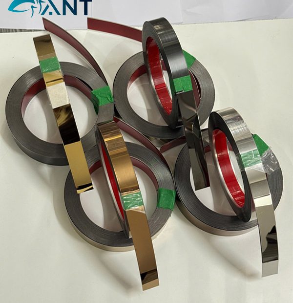 La cuộn inox có sẵn keo